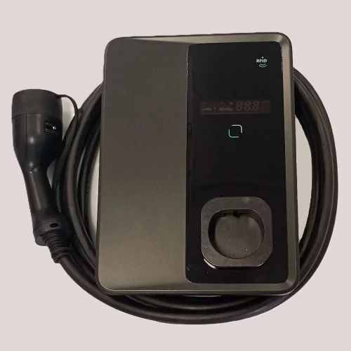 Stația de încărcare pentru vehicule electrice EVD02-22RD 400V/50Hz 8A-32A reglabil in trepte conector tip 2 comanda RFID si apli
